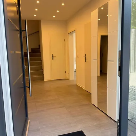 Big Garden House شقة