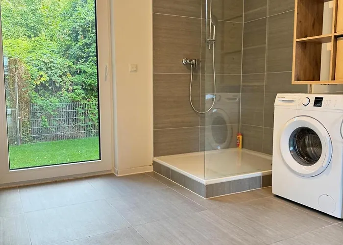 Big Garden House Apartment Hannover
